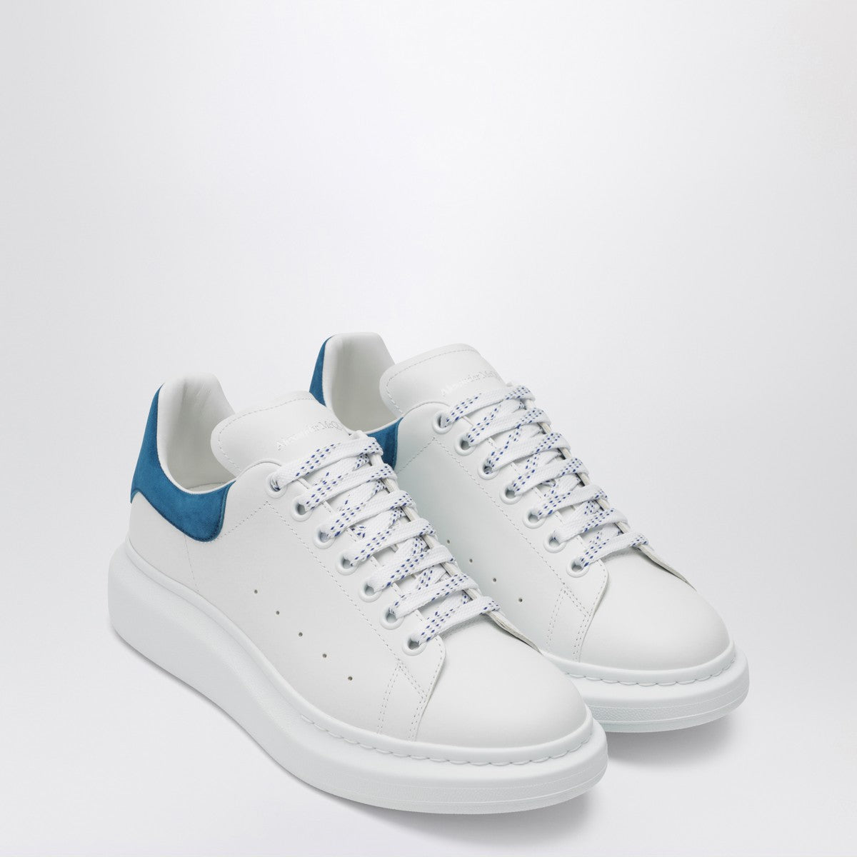 Alexander McQueen White/blue Oversize sneakers