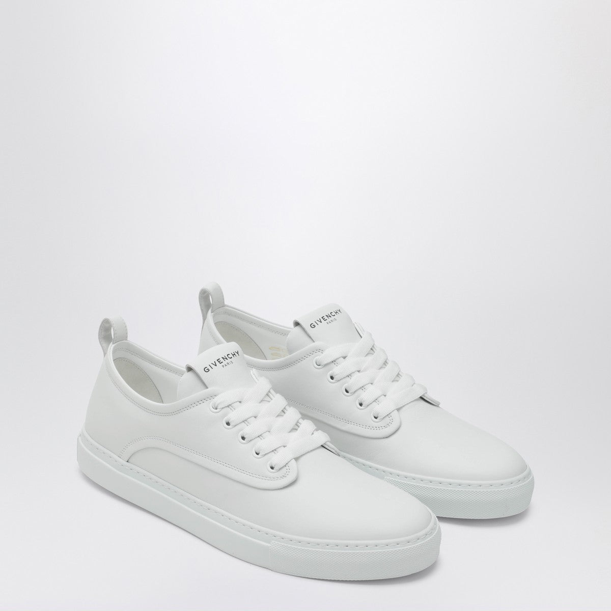 Givenchy New City sneakers in white leather