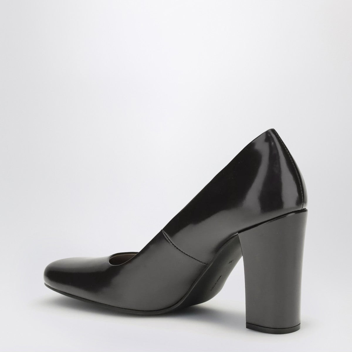 The Row Penelope black pumps